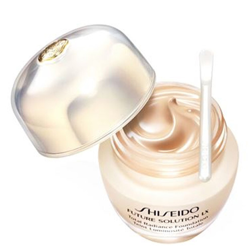 Shiseido Rozjasňující tekutý make-up SPF 20 Future Solution LX (Total Radiance Foundation) 30 ml N2 Neutral