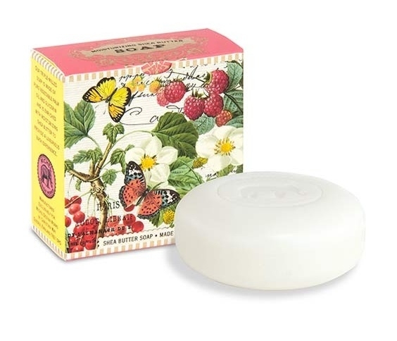 Michel Design Works Luxusní mýdlo v elegantní krabičce Bobule (Shea Butter Soap) 100 g