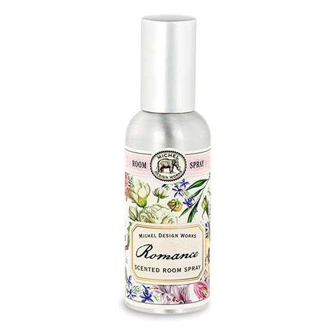 Michel Design Works Pokojový parfém s rozprašovačem Romance (Romance Scented Room Spray) 100 ml