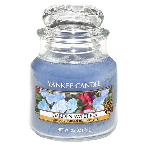 Yankee Candle Aromatická svíčka Classic malý Garden Sweet Pea 104 g