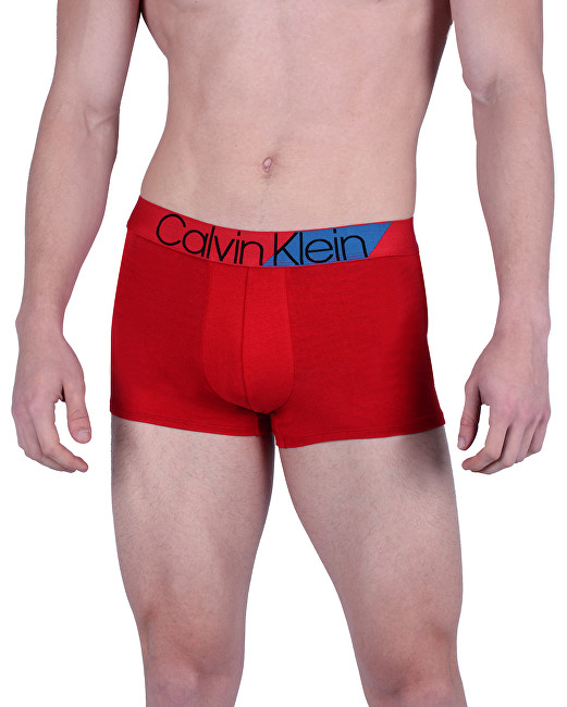 Calvin Klein Pánské boxerky Trunk Manic Red NB1680A-RYM XL